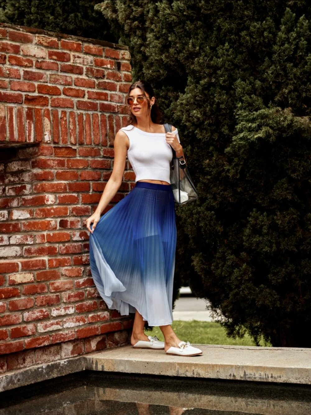 Carbon38 Navy Ombre Pleated Mesh Skirt - Picture 5 of 10